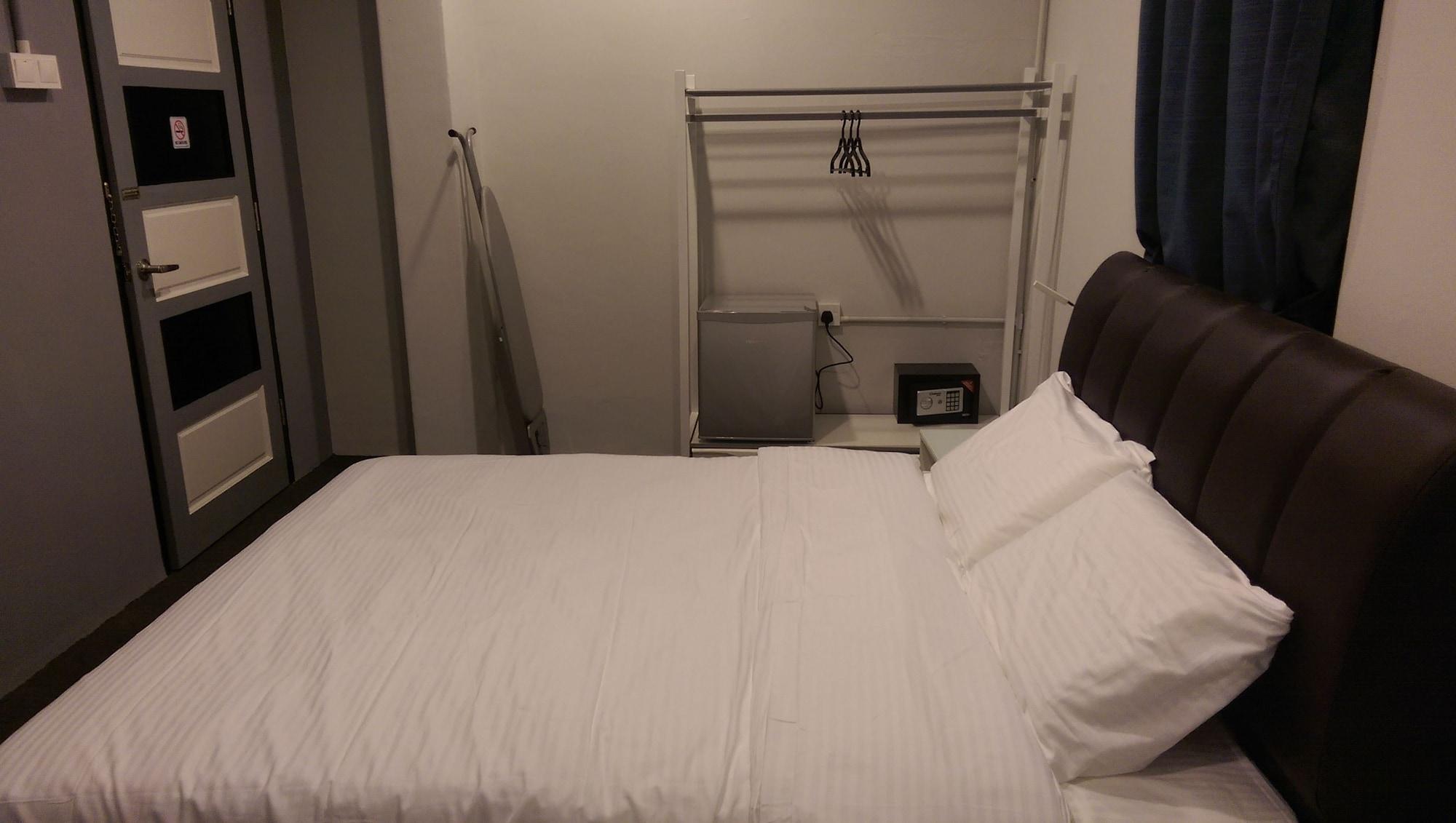 ג'ורג' טאון Pink Cabana Hotel מראה חיצוני תמונה